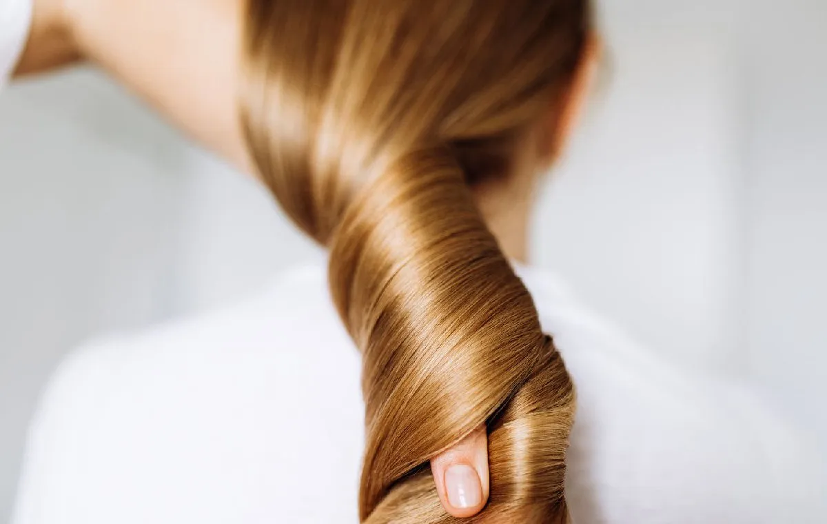 راز داشتن موهای براق و سالم از نگاه متخصصین